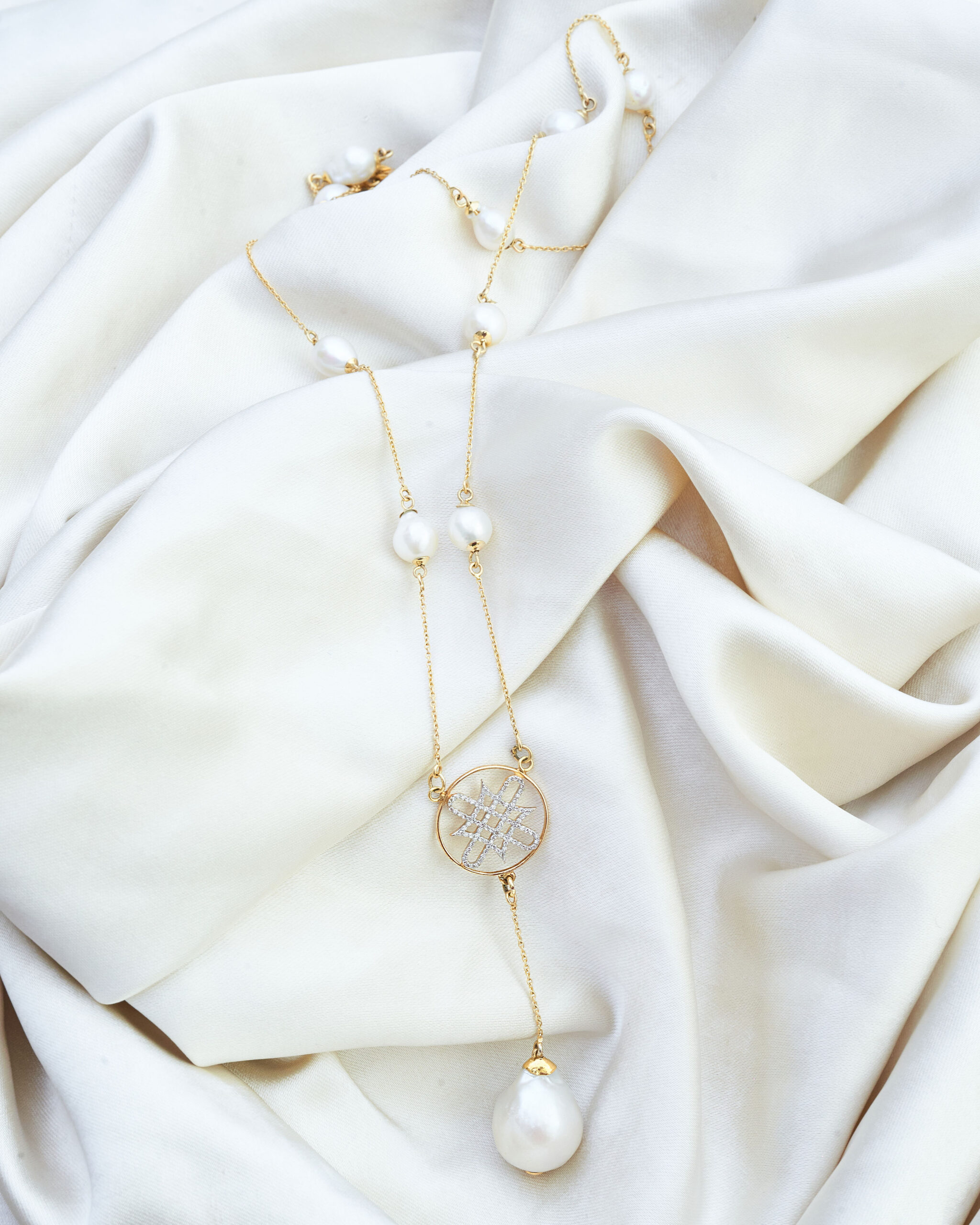 Arewa Unity Diamond Pearl Necklace